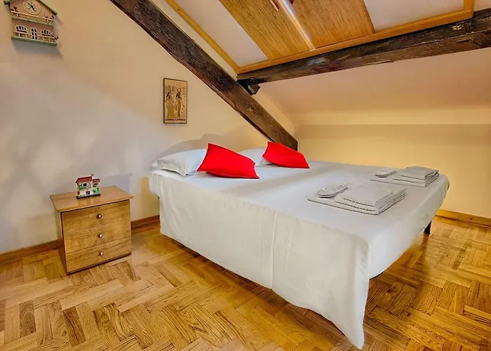 Duomo-city Life In The Heart Of The City! Apartment